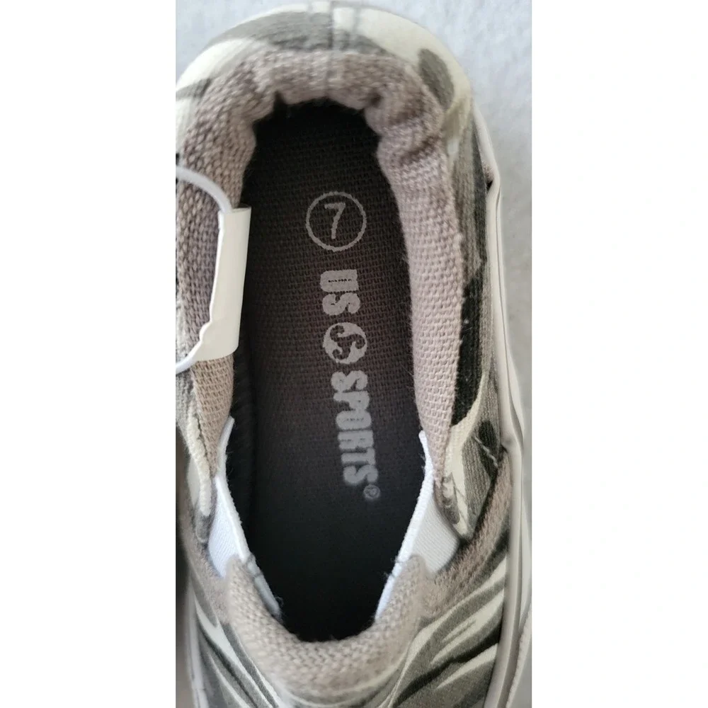 US SPORTS brand‎ Kids Camouflage Slip-On Sneakers size 7.